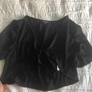 Cropped black tie top